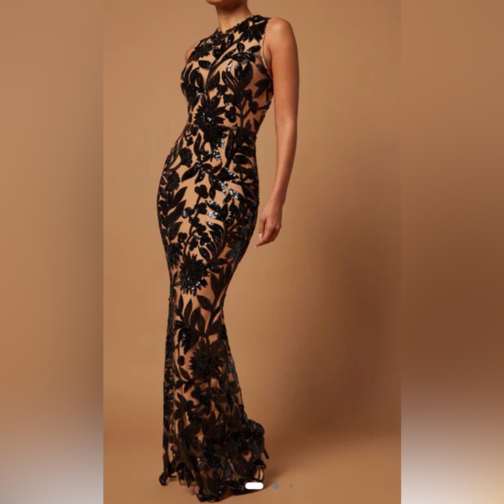 Fashion Nova Black and Cream Wedding Guest Prom Formal Evening Gown Dress